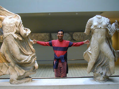 Nou ja, je haalt alles weg wat niet op een mens lijkt. Plus een verdwaalde Indir.