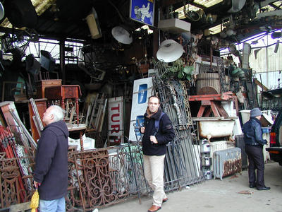 De goedkope handel. Zelf van het dak halen.